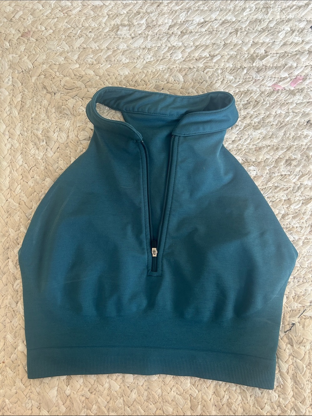 Alphalete Crop Top